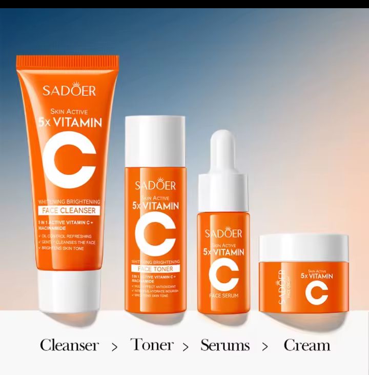 SADOER 5X Vitamin C Compact Travel Skincare Set – Brightening & Hydrating Glow Kit